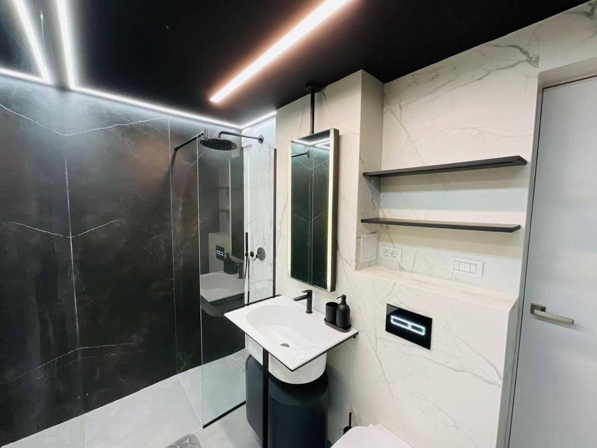 The Hatz By Rh Living Bucharest Luaran gambar